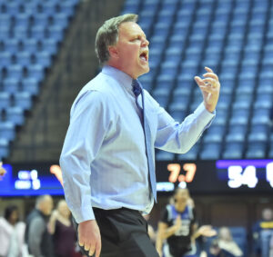 Carey picks up 700th win as West Virginia defeats LSU 62-42